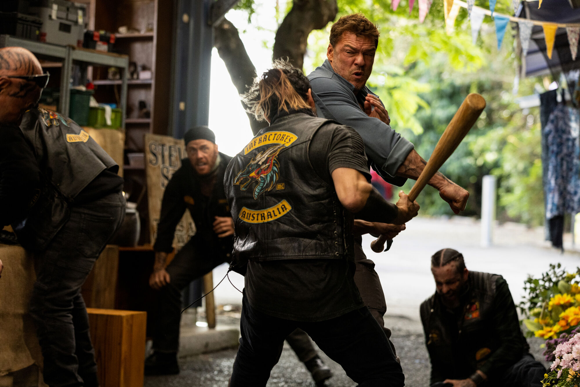 Scene Image 1